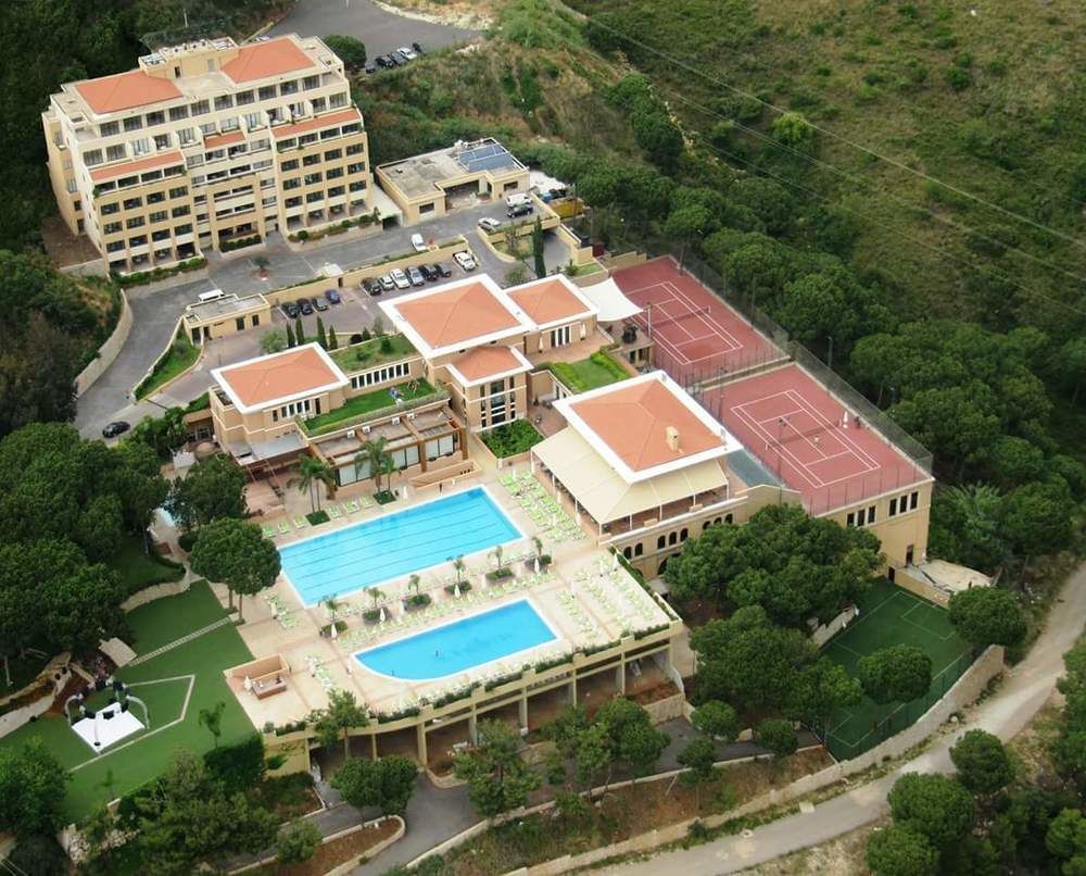 Country Lodge Hotel & Resort Beirut Exterior foto